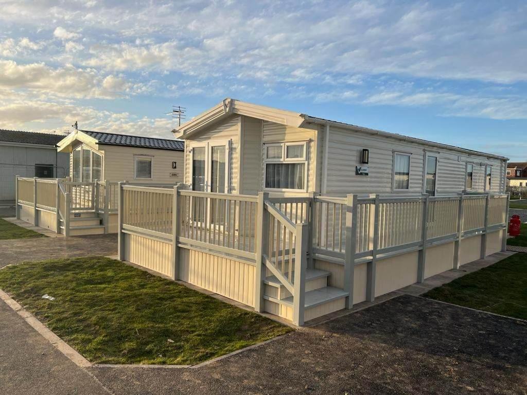 8 berth caravan ps9 Golden Palm Chapel st Leonards Exteriör bild